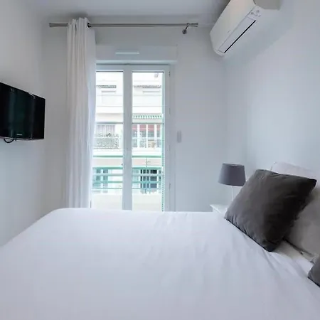 Appartement Louis Gallet Centre Juan Les Pins 50m Des Plages *