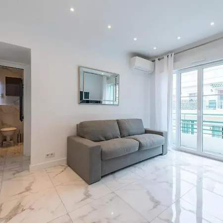 Apartment Louis Gallet Centre Juan Les Pins 50m Des Plages Antibes