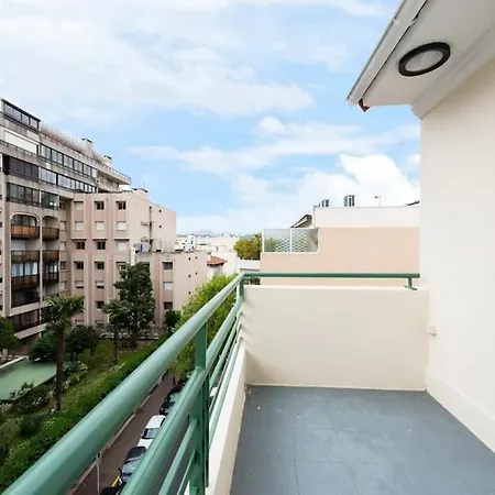 Апартаменты Louis Gallet Centre Juan Les Pins 50m Des Plages Антиб