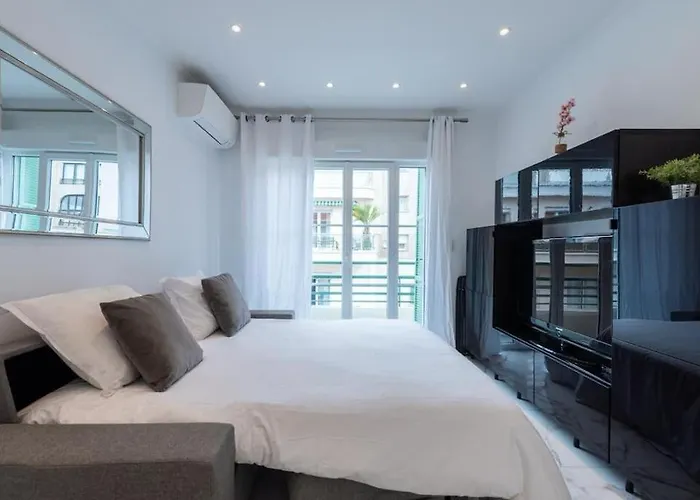 Louis Gallet Centre Juan Les Pins 50m Des Plages Apartment Antibes